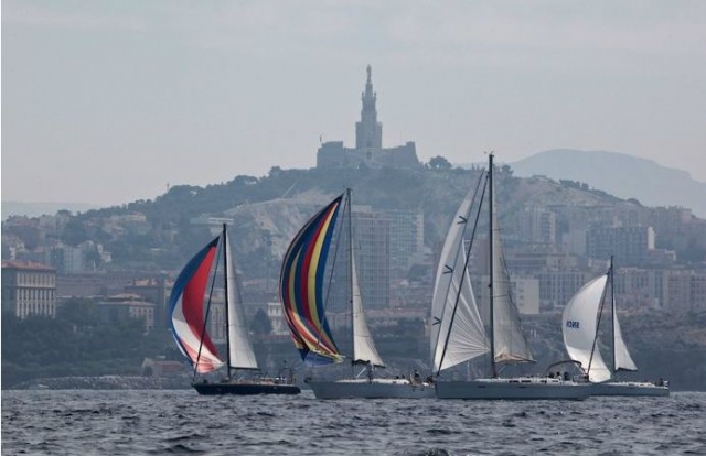  Salida de los veleros 